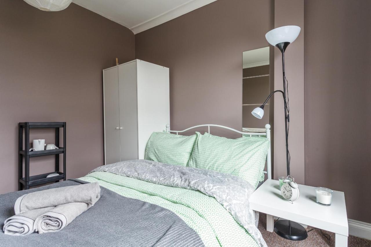 Shirley House 1, Guest House, Self Catering, Self Check In With Smart Locks, Use Of Fully Equipped Kitchen, Walking Distance To Southampton Central, Excellent Transport Links, Ideal For Longer Stays Eksteriør billede