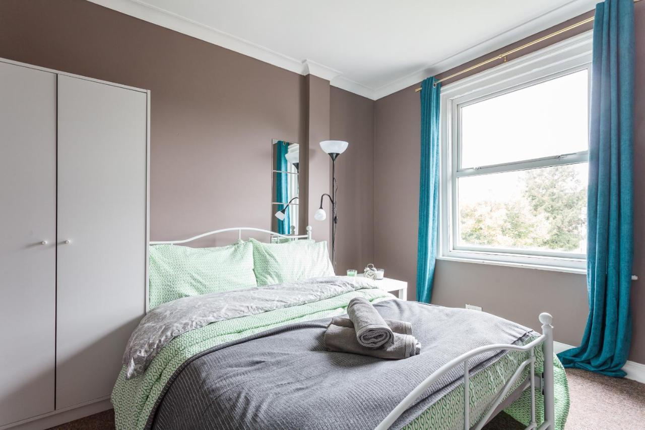 Shirley House 1, Guest House, Self Catering, Self Check In With Smart Locks, Use Of Fully Equipped Kitchen, Walking Distance To Southampton Central, Excellent Transport Links, Ideal For Longer Stays Eksteriør billede