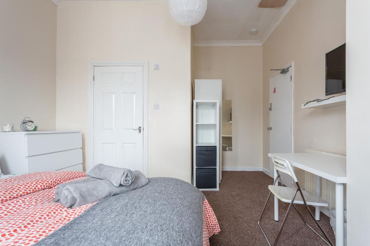 Shirley House 1, Guest House, Self Catering, Self Check In With Smart Locks, Use Of Fully Equipped Kitchen, Walking Distance To Southampton Central, Excellent Transport Links, Ideal For Longer Stays Eksteriør billede