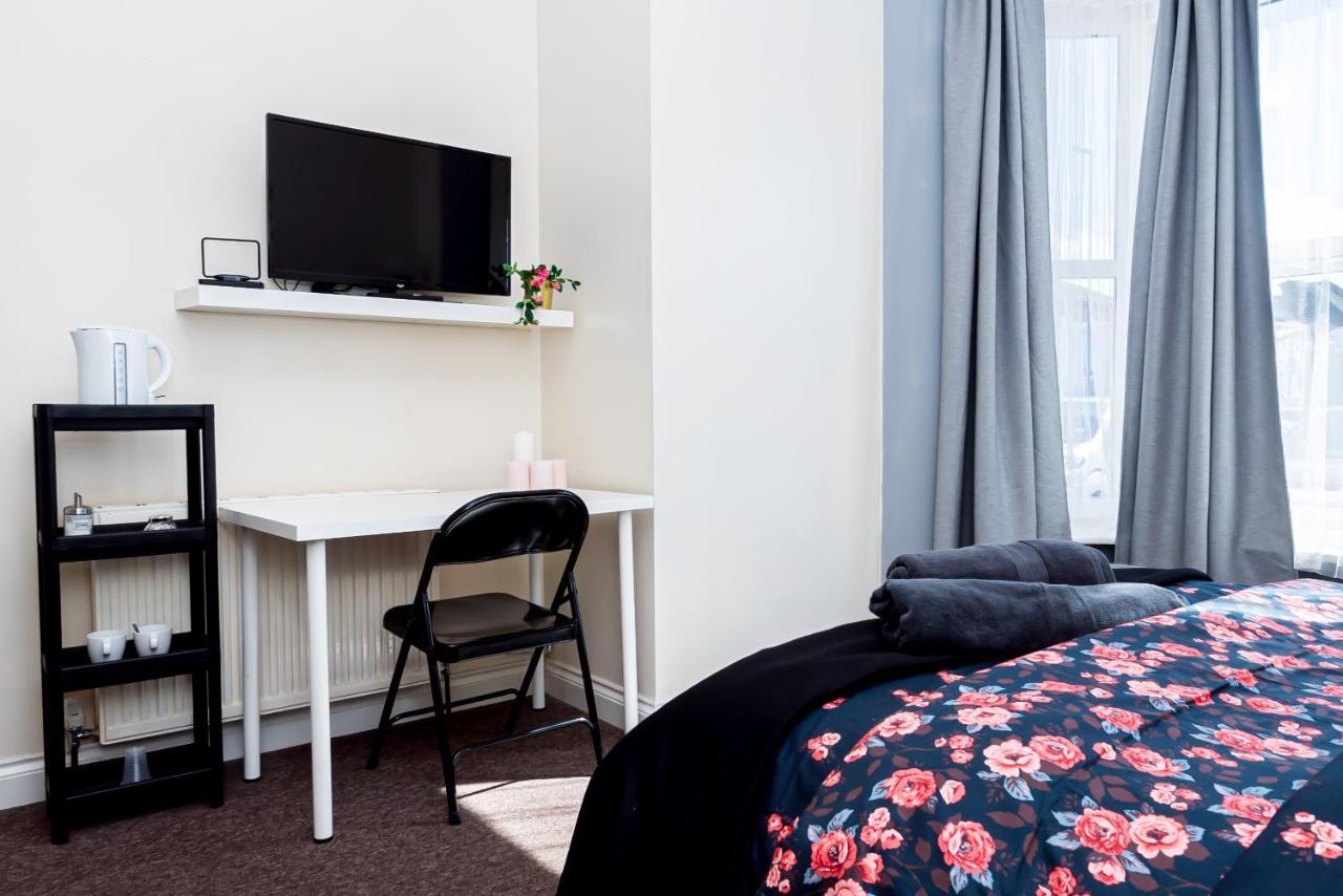 Shirley House 1, Guest House, Self Catering, Self Check In With Smart Locks, Use Of Fully Equipped Kitchen, Walking Distance To Southampton Central, Excellent Transport Links, Ideal For Longer Stays Eksteriør billede