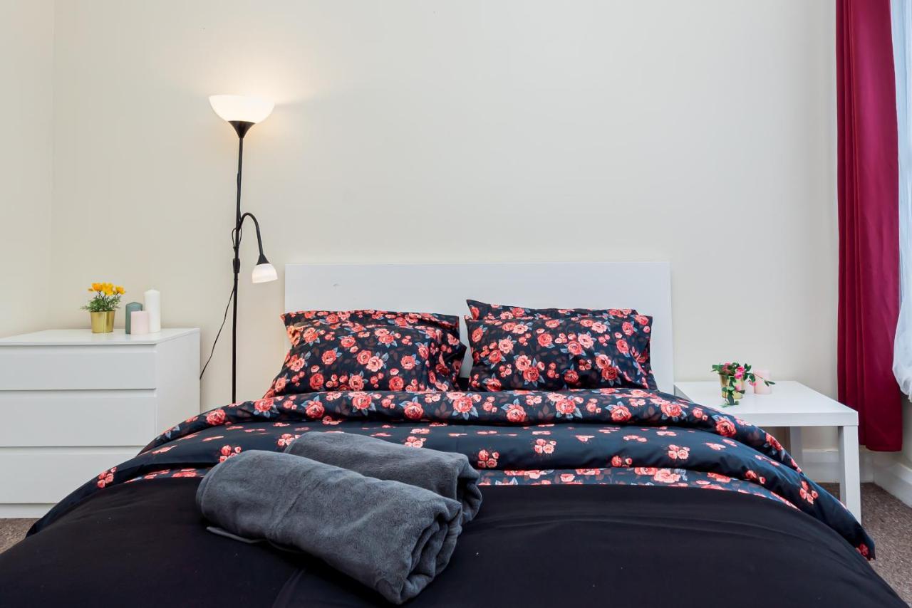 Shirley House 1, Guest House, Self Catering, Self Check In With Smart Locks, Use Of Fully Equipped Kitchen, Walking Distance To Southampton Central, Excellent Transport Links, Ideal For Longer Stays Eksteriør billede