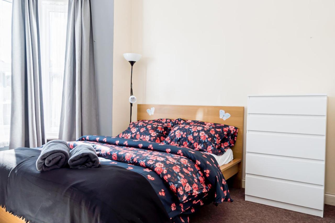 Shirley House 1, Guest House, Self Catering, Self Check In With Smart Locks, Use Of Fully Equipped Kitchen, Walking Distance To Southampton Central, Excellent Transport Links, Ideal For Longer Stays Eksteriør billede