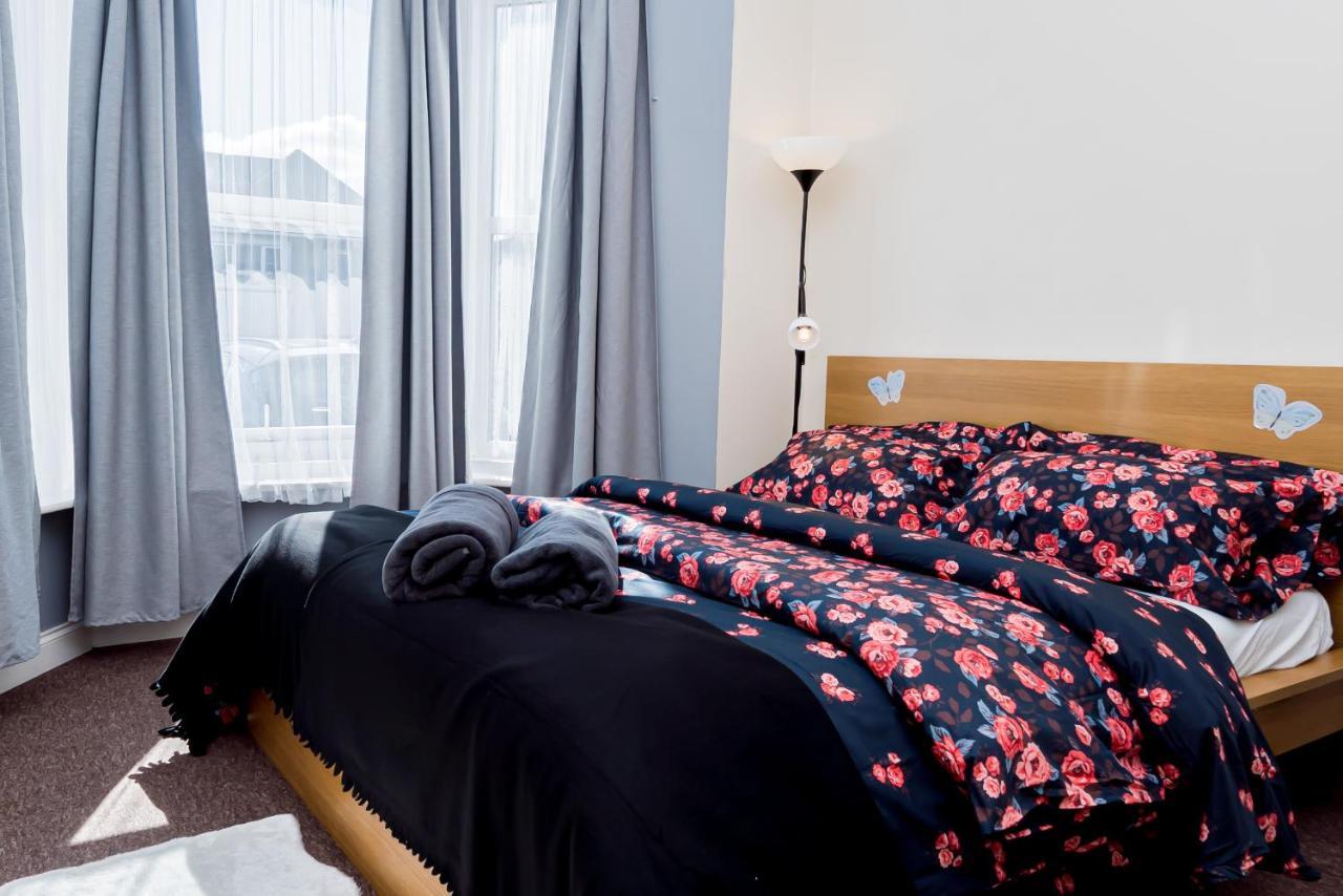 Shirley House 1, Guest House, Self Catering, Self Check In With Smart Locks, Use Of Fully Equipped Kitchen, Walking Distance To Southampton Central, Excellent Transport Links, Ideal For Longer Stays Eksteriør billede