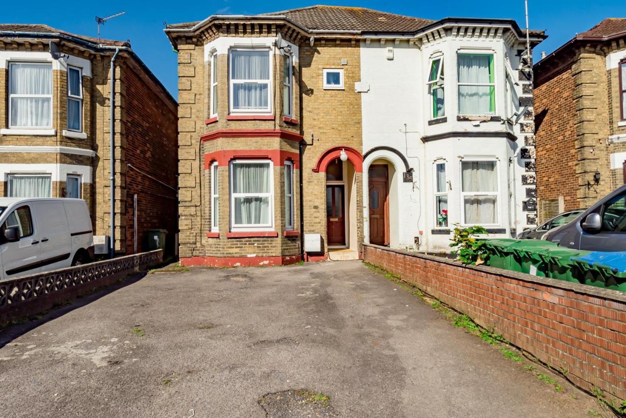 Shirley House 1, Guest House, Self Catering, Self Check In With Smart Locks, Use Of Fully Equipped Kitchen, Walking Distance To Southampton Central, Excellent Transport Links, Ideal For Longer Stays Eksteriør billede