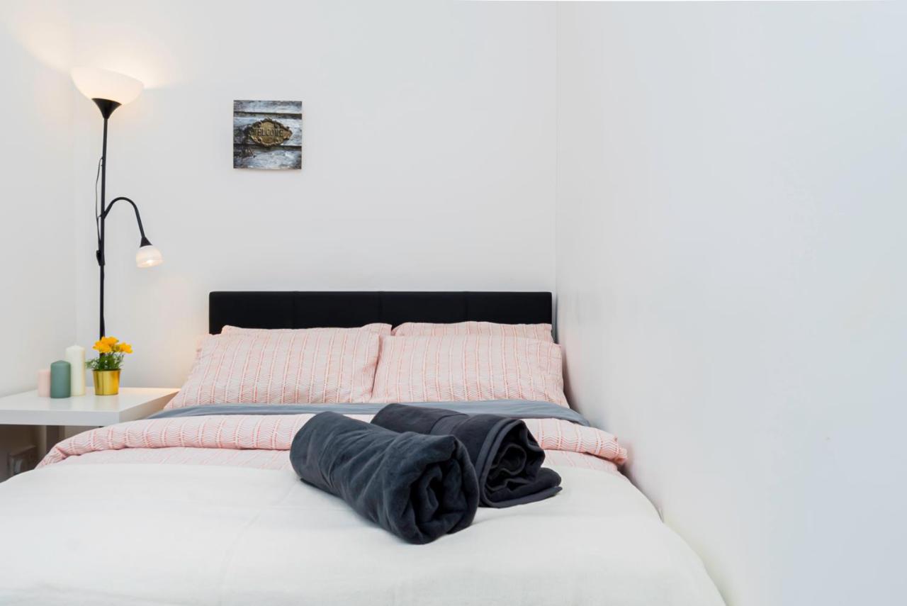 Shirley House 1, Guest House, Self Catering, Self Check In With Smart Locks, Use Of Fully Equipped Kitchen, Walking Distance To Southampton Central, Excellent Transport Links, Ideal For Longer Stays Eksteriør billede